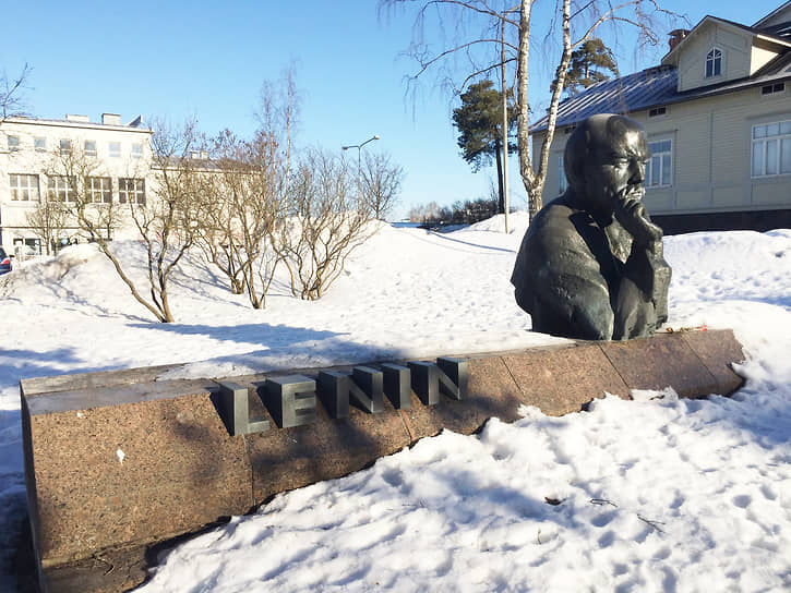 Памятник Ленину в финском городе Котка