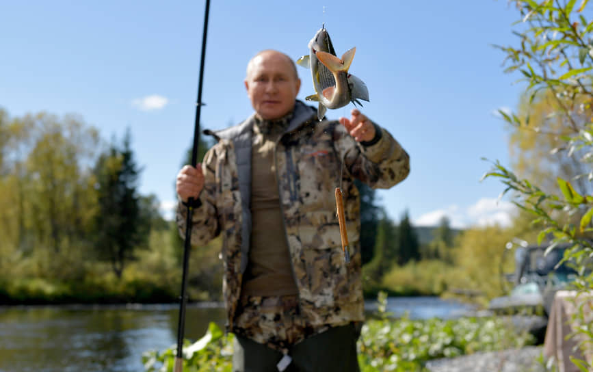 Президент России Владимир Путин во время отдыха в Сибири