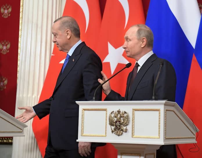 Реджеп Тайип Эрдоган и Владимир Путин во время встречи в марте 2020 года