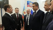 Медведев в ЛНР встретился с Пасечником и Пушилиным