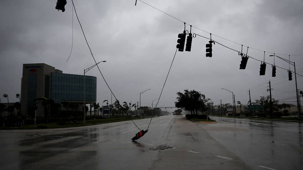 Из-за урагана «Иэн» более 1,8 млн человек остались без света во Флориде