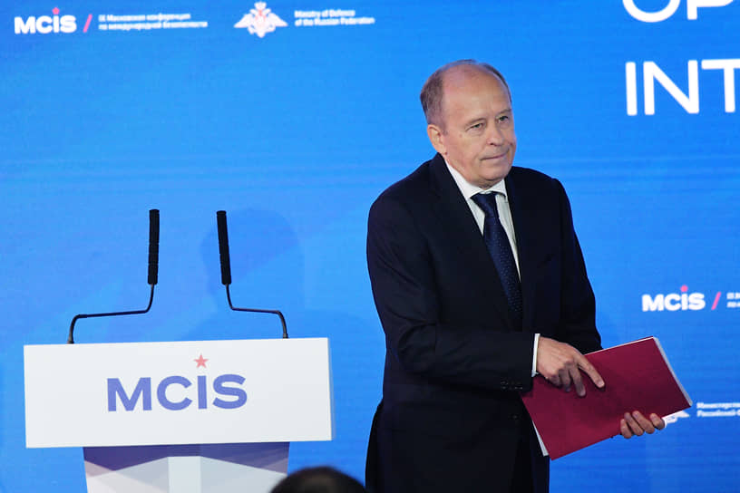 Александр Бортников 
