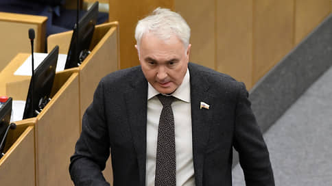 Глава комитета Госдумы по обороне заявил об отсутствии законопроекта о двухлетнем сроке службы