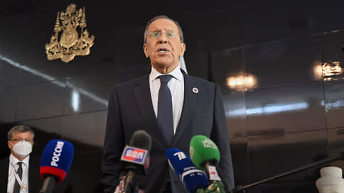 МИД России опроверг сообщение AP о госпитализации Лаврова в Индонезии