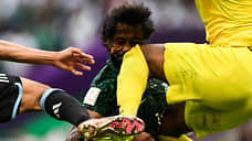 У футболиста сборной Саудовской Аравии — перелом челюсти от удара вратаря