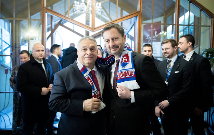Виктор Орбан (слева) и Эдуард Хегер 