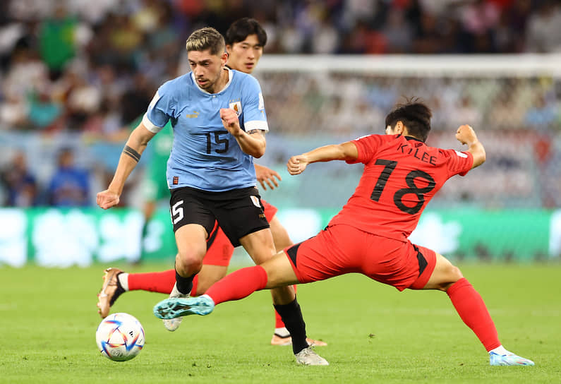 Матч сборных Уругвая и Южной Кореи