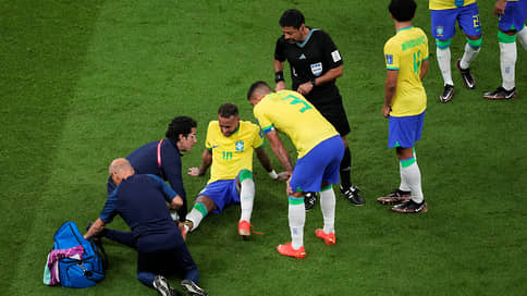 СМИ: Неймар пропустит оставшиеся матчи сборной Бразилии на групповом этапе ЧМ