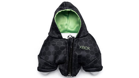 Microsoft выпустила фирменное худи для контроллера Xbox