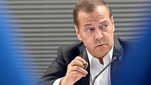Медведев заявил о возможности возвращения смертной казни без изменения Конституции