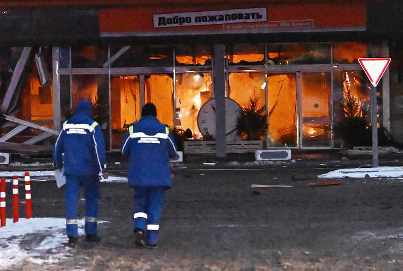 В гипермаркете детонировали лакокрасочные материалы, сообщил губернатор Подмосковья Андрей Воробьев
