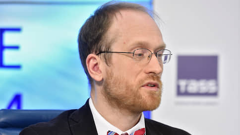 Суд заочно арестовал сооснователя Диссернета Андрея Заякина