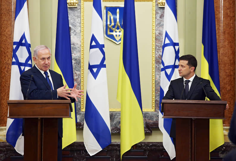 Биньямин Нетаньяху (слева) и Владимир Зеленский, 2019 год
