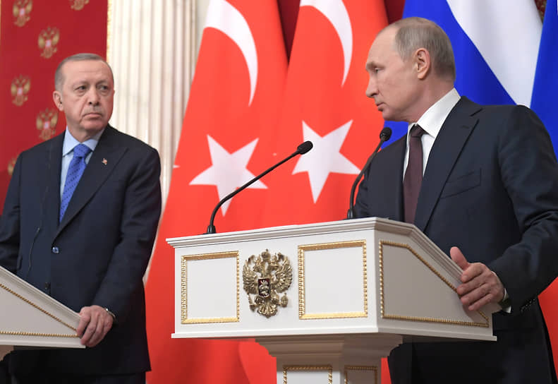 Владимир Путин (справа) и Реджеп Тайип Эрдоган