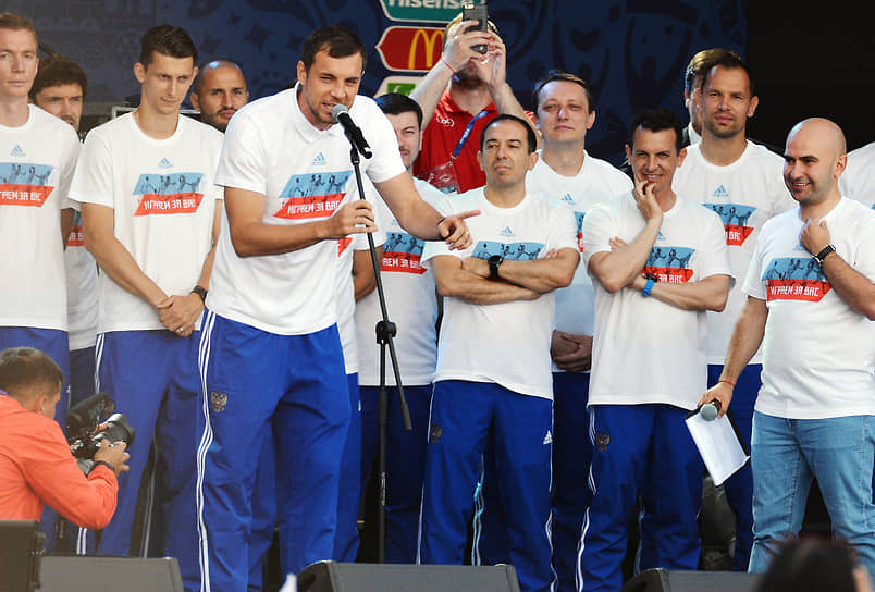 Национальная сборная России в форме Adidas
