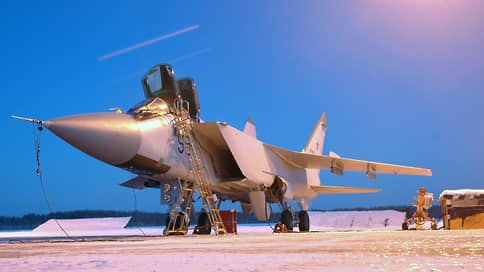 Минобороны сообщило об испытаниях истребителей-перехватчиков МиГ-31БМ над Тихим океаном