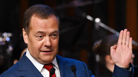 Медведев призвал усилить ответственность за догазификацию вплоть до изъятия активов