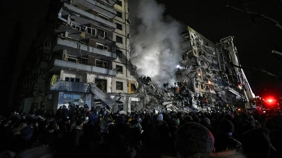 В Днепре в результате взрыва частично разрушена жилая многоэтажка –  Коммерсантъ
