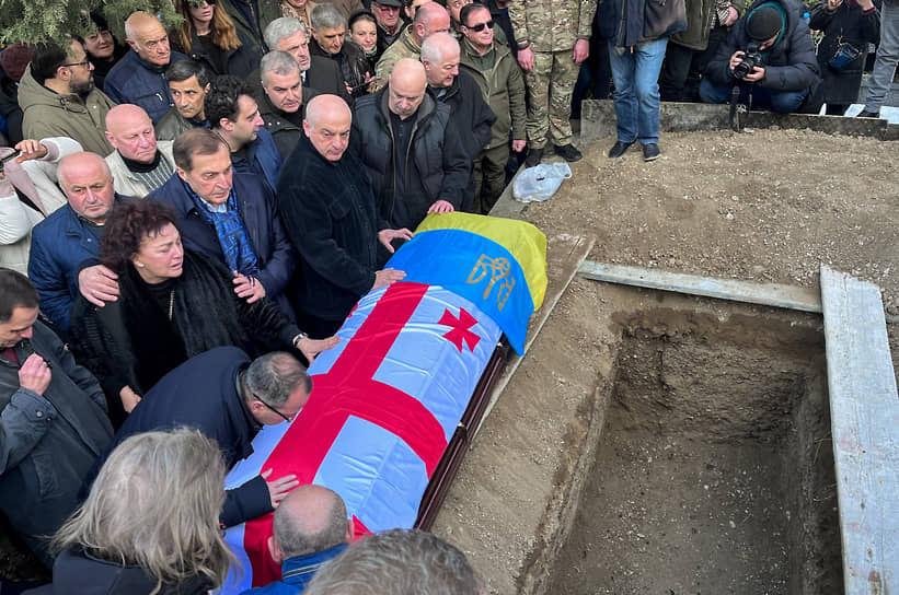 Похороны Вахтанга Кикабидзе
