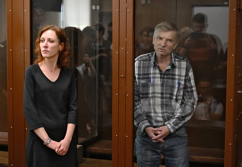 Катерина Тертухина и Алексей Горинов во время оглашения приговора в Мещанском районном суде