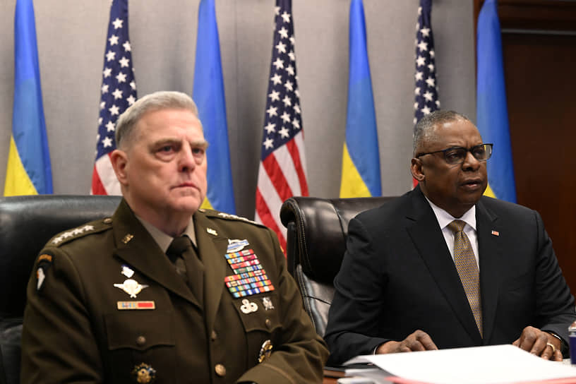 Глава Генштаба США Марк Милли (слева) и Глава Пентагона Ллойд Остин
