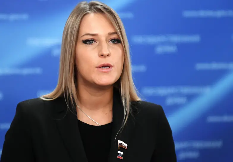 Яна лантратова фото