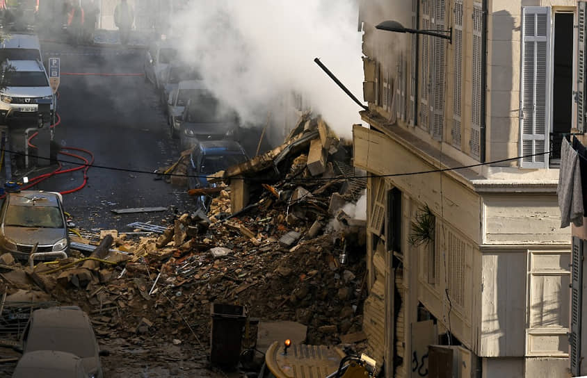 Во французском Марселе обрушился жилой дом