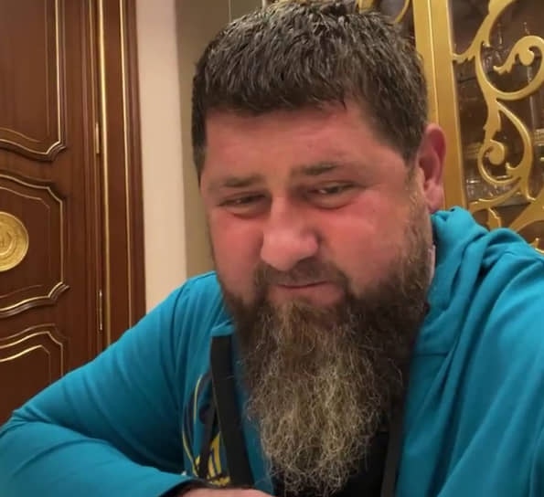Кадыров вышел в прямой эфир с Делимхановым и опроверг слухи о своей болезни  – Коммерсантъ
