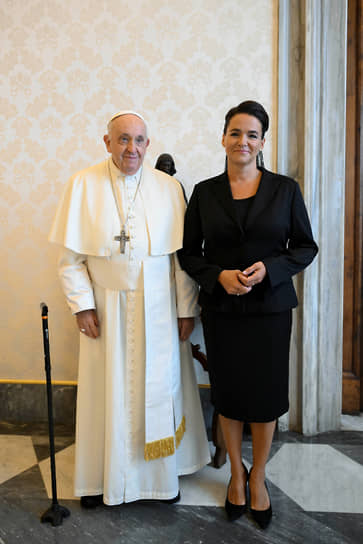 Каталин Новак и папа Франциск 
