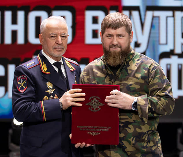 Руслан Алханов (слева) и Рамзан Кадыров