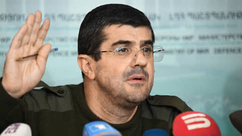 Азербайджан объявил в розыск бывшего президента и командующего армией Карабаха // Генпрокурор Азербайджана: всего в розыск объявлены свыше 300 челове