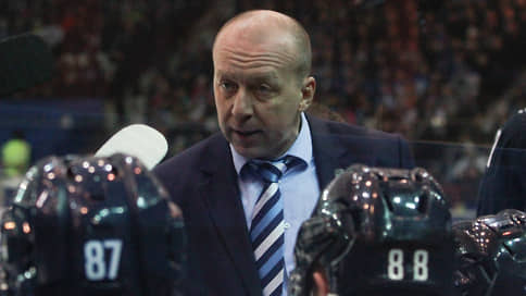 Андрей Скабелка покинул пост главного тренера хоккейного клуба «Барыс»