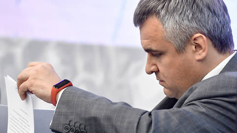 Минпромторг: компании РФ смогут покрыть спрос на чипы для карт к 2025 году