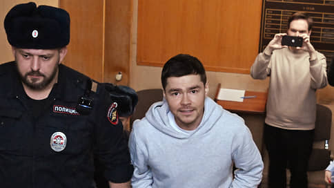 Блогер Шабутдинов арестован по обвинению в мошенничестве