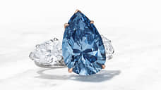 Christie`s продал кольцо с голубым бриллиантом за $43,7 млн