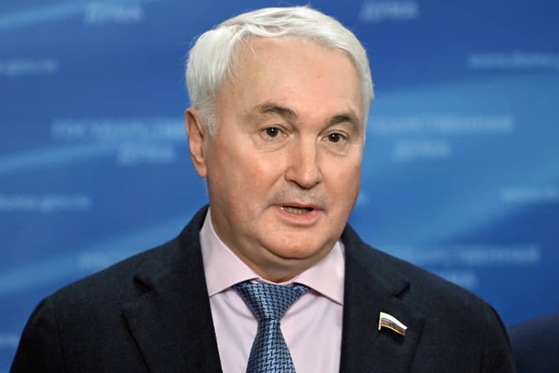 Председатель комитета Госдумы по обороне Андрей Картаполов
