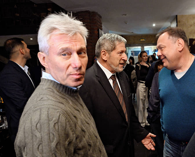 Слева направо: предприниматель Герман Хан, посол Израиля в России Александр Бен Цви и предприниматель Михаил Фридман