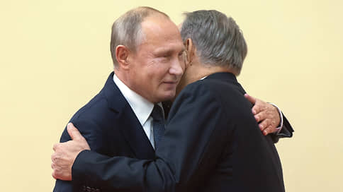 Песков: Путин провел в Москве частную встречу с Назарбаевым