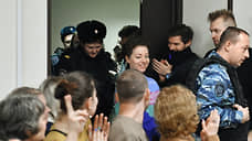 Суд продлил до 10 марта арест режиссера Беркович и драматурга Петрийчук