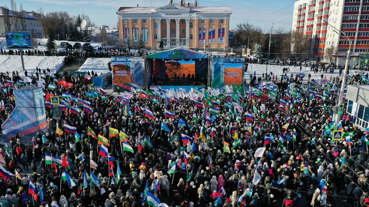 В Уфе прошел митинг-концерт в поддержку главы Башкирии – Коммерсантъ