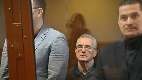 Суд в Пензе взыскал с экс-губернатора Белозерцева и соответчиков 8,2 млрд рублей