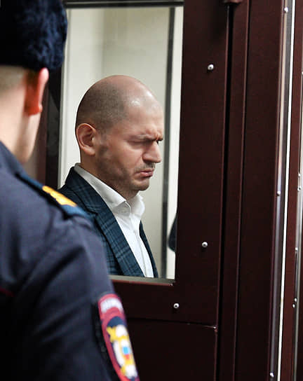 Бывший следователь ГСУ СКР по Москве Левон Агаджанян во время заседания суда