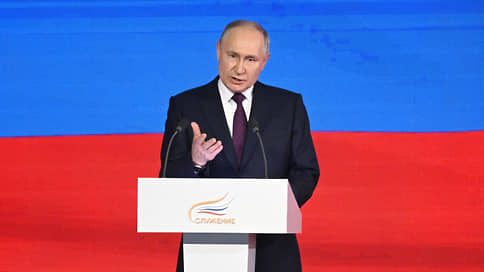 Путин поблагодарил президента ОАЭ за посредничество в обменах пленными