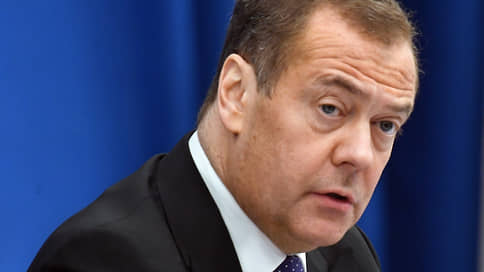 Медведев процитировал Симонова в ответ на обсуждение немцами атаки на Крым
