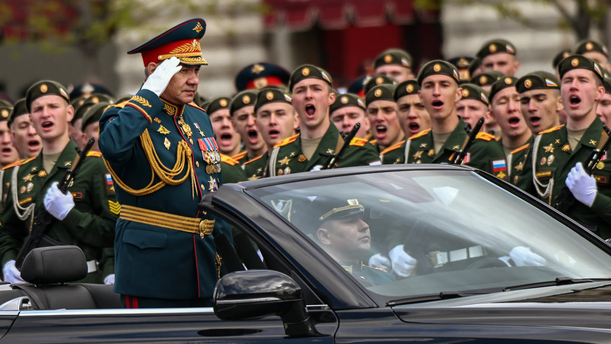 Шойгу рассказал, какие войска примут участие в параде 9 мая на Красной  площади – Коммерсантъ