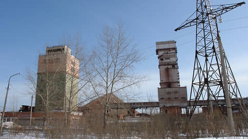 В шахте на Урале после горного удара под завалами оказались двое рабочих