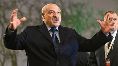 Лукашенко: Белоруссия не хочет войны, но готовится к ней