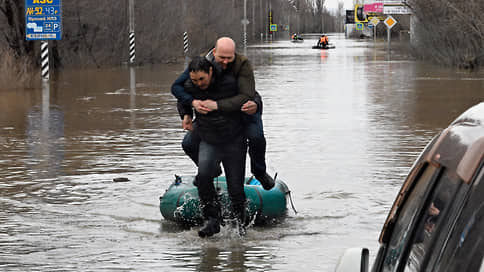 С подтопленных участков Оренбургской области эвакуировали более 6 тыс. человек