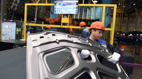 Эксперты ГД ожидают снижения выпуска российских авто до 50% из-за импорта из КНР