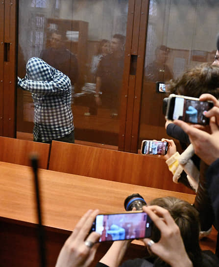 Аминчон Исломов во время заседания суд